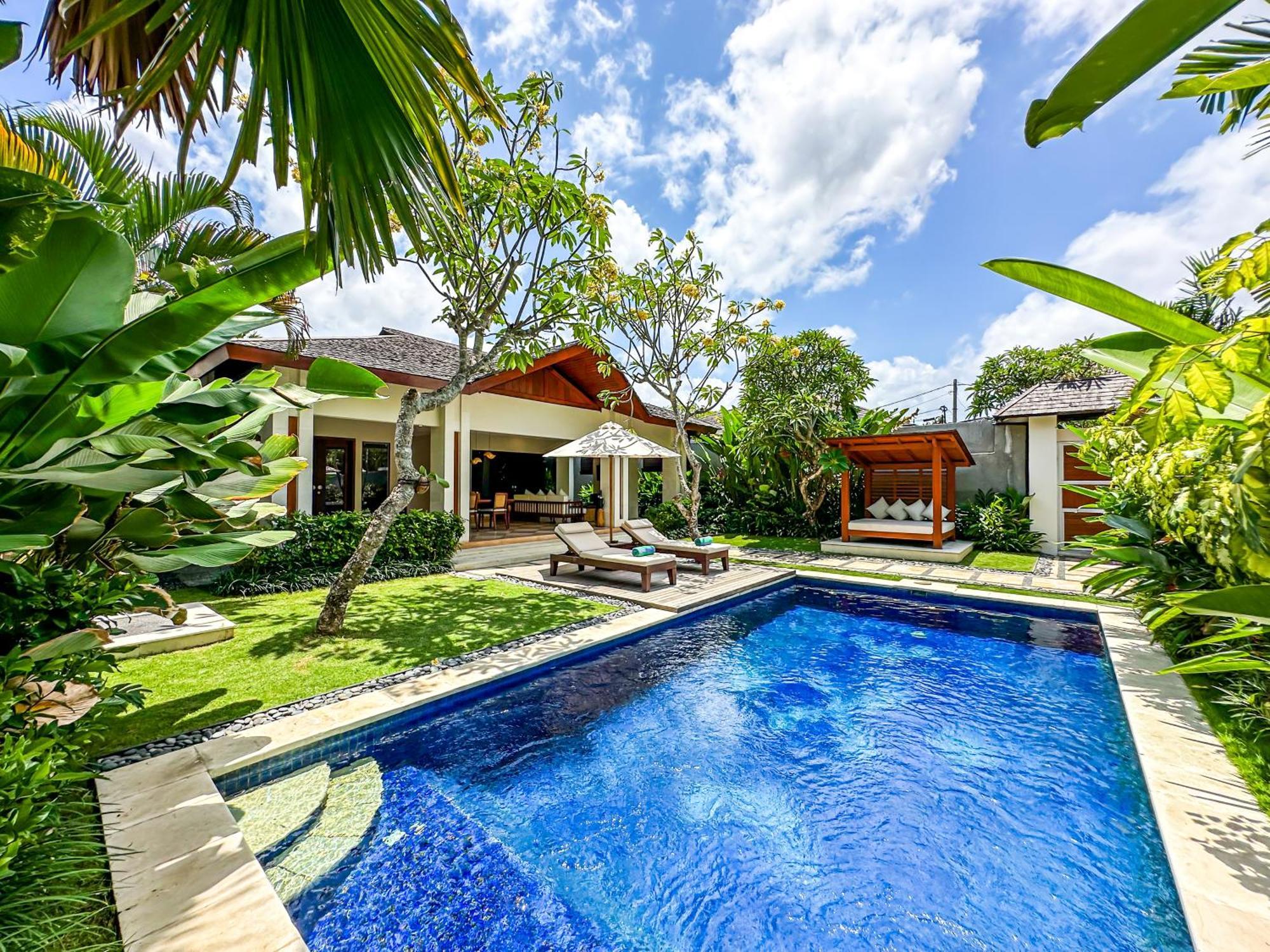 Ghana Villa Seminyak By Pramana Villas Exterior photo